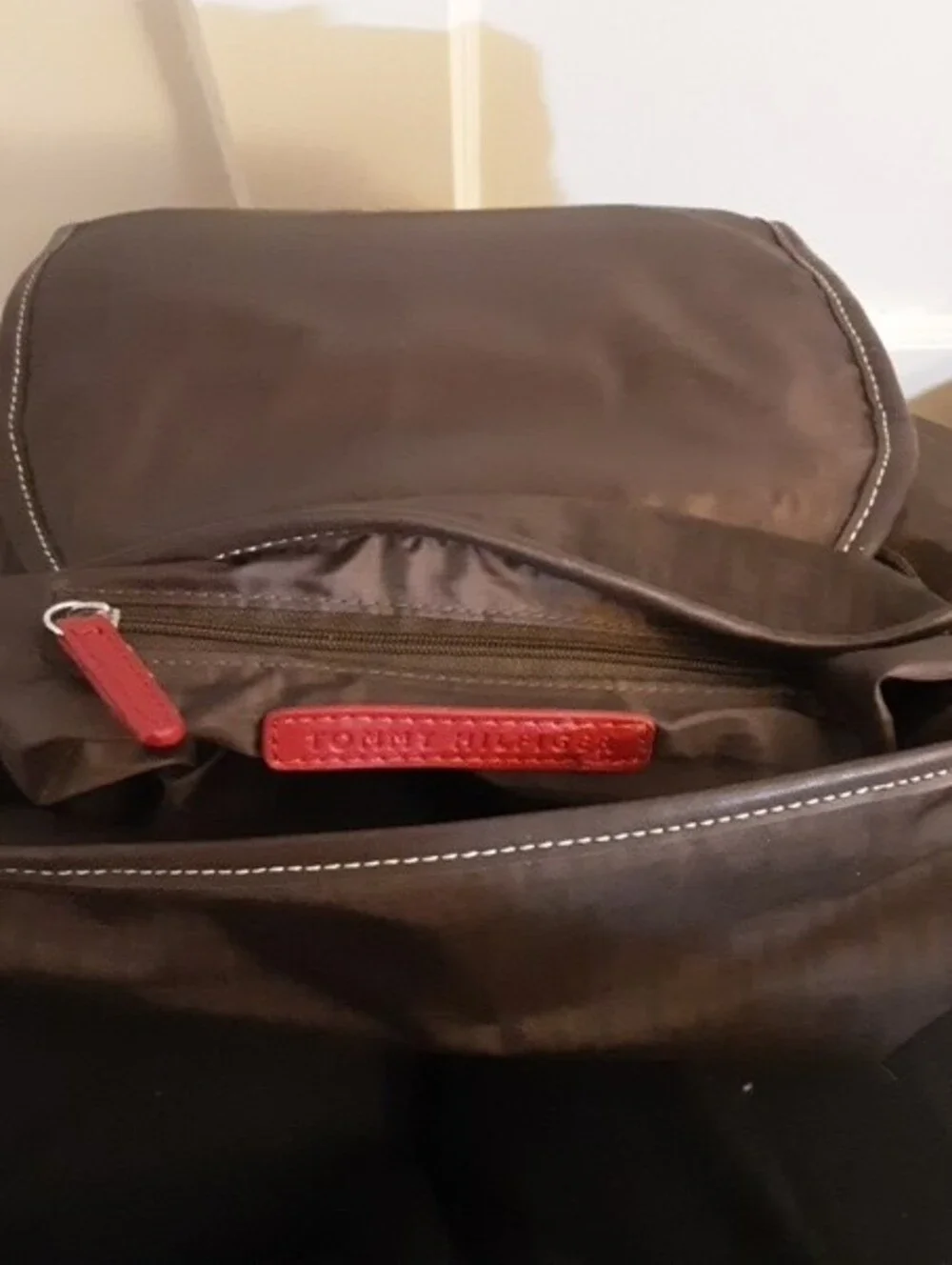 Tommy Hilfiger Crossbody Messenger Bag